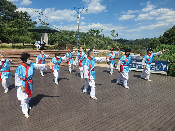 8f1bcd57b63bbe60a7fa624560a65534_1653875746_5702.jpg 8f1bcd57b63bbe60a7fa624560a65534_1653875746_5702.jpg