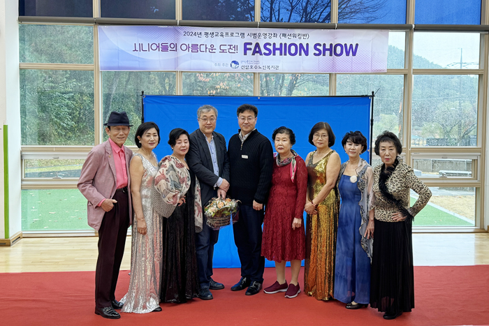 b308dded290d89bbf161bf7d8a56e165_1732760479_7611.jpg b308dded290d89bbf161bf7d8a56e165_1732760479_7611.jpg