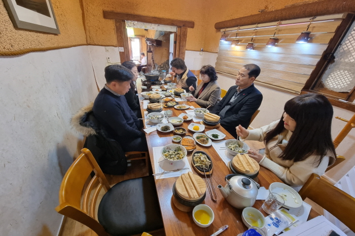 8b3ee6a0c561696114b680dd19fa5f16_1734681395_8685.jpg 8b3ee6a0c561696114b680dd19fa5f16_1734681395_8685.jpg