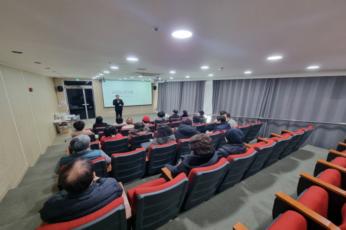 8b3ee6a0c561696114b680dd19fa5f16_1736495348_7568.jpg 8b3ee6a0c561696114b680dd19fa5f16_1736495348_7568.jpg